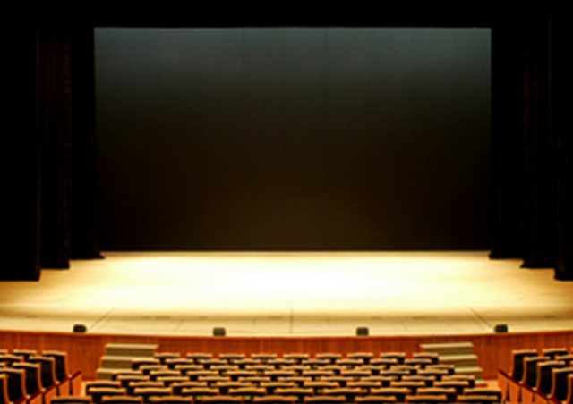Proscenium stage